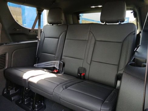 New 2026 Chevrolet Suburban Z71 AWD/4WD image 25