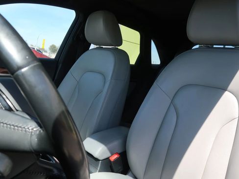 Used 2016 Audi Q3 2.0T Premium Plus w/ Technology Package FWD image 18