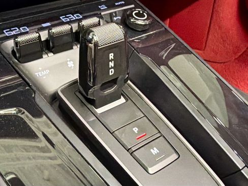 Certified 2025 Porsche 911 Targa 4 GTS AWD/4WD image 18