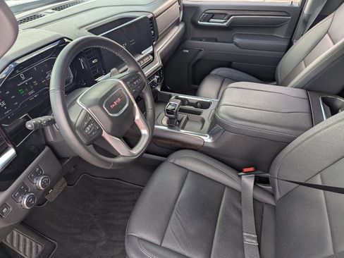 Used 2025 GMC Sierra 1500 SLT w/ SLT Premium Plus Package image 22