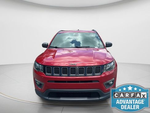Used 2021 Jeep Compass Latitude FWD image 2