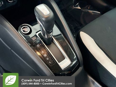 Used 2020 Nissan Versa SV image 10