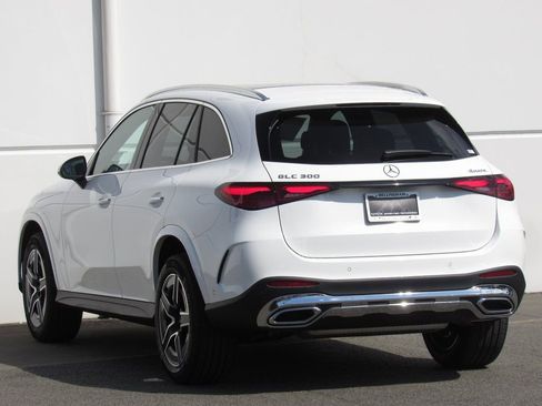 New 2025 Mercedes-Benz GLC 300 4MATIC image 5