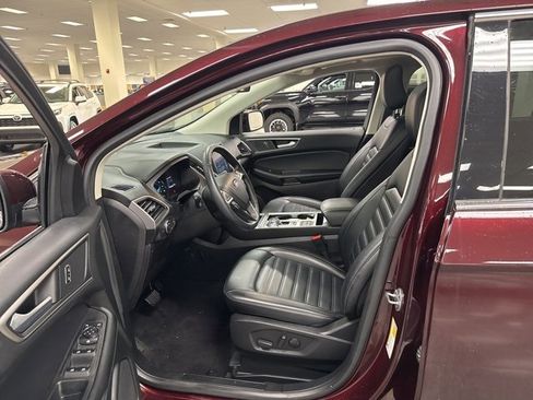 Used 2022 Ford Edge SEL w/ Convenience Package image 17