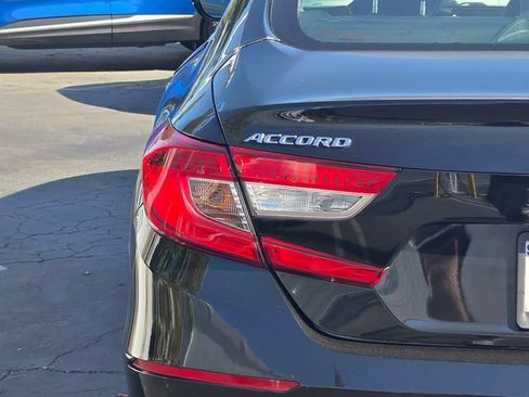 Used 2018 Honda Accord EX-L image 8