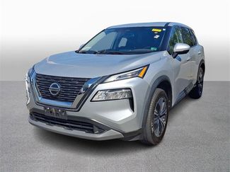 Used 2021 Nissan Rogue SV image 1
