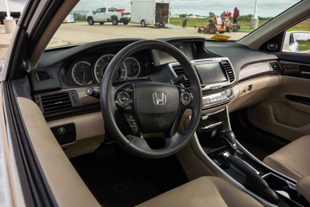 Used 2016 Honda Accord EX-L image 13