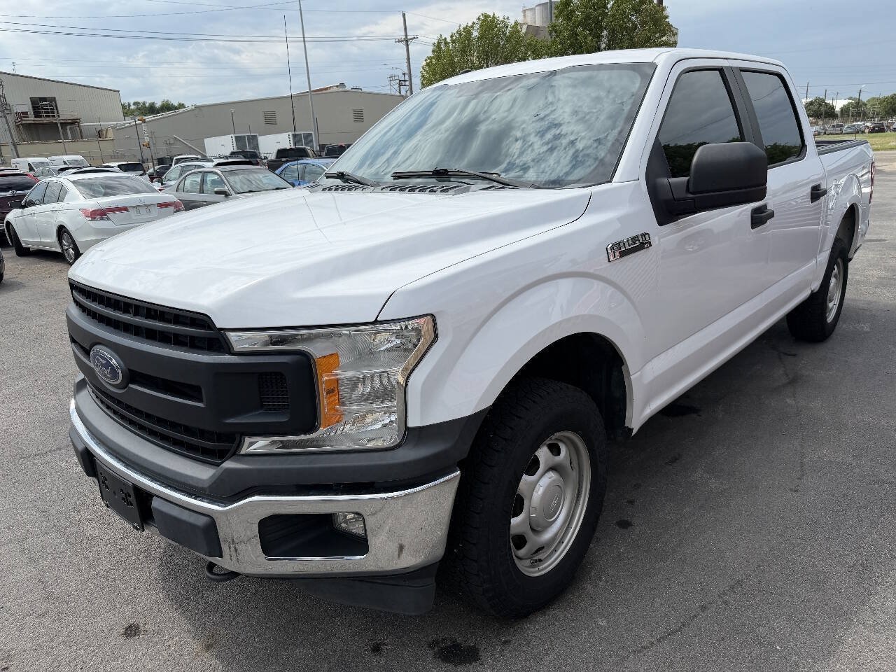 Used 2018 Ford F150 XL w/ Equipment Group 101A Mid AWD/4WD image 4