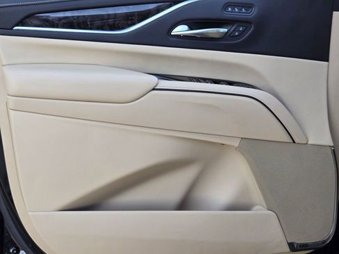 Used 2021 Cadillac Escalade Premium Luxury w/ Driver Assist Tech Package image 24