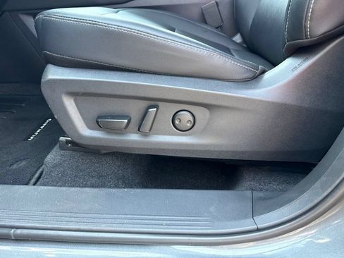 Used 2025 Nissan Murano SV AWD/4WD image 18