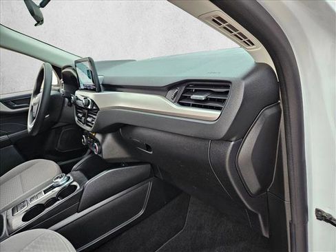 Certified 2022 Ford Escape SE image 24