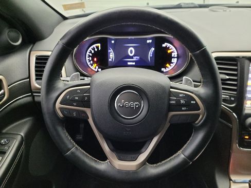 Used 2017 Jeep Grand Cherokee Limited w/ Luxury Group II RWD image 22