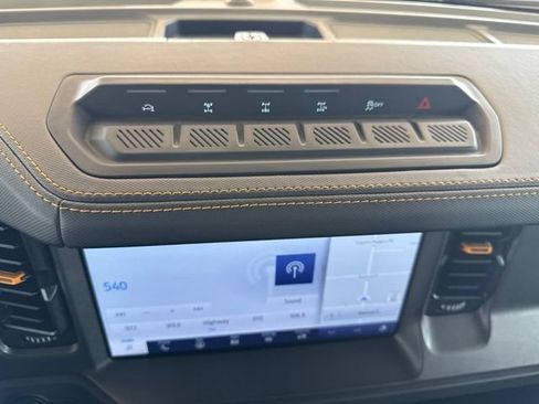 Used 2024 Ford Bronco Badlands AWD/4WD image 21