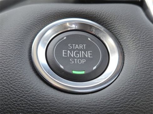 New 2026 GMC Canyon Elevation w/ Convenience Package image 14