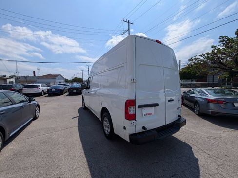 Used 2019 Nissan NV 2500 SV RWD image 8