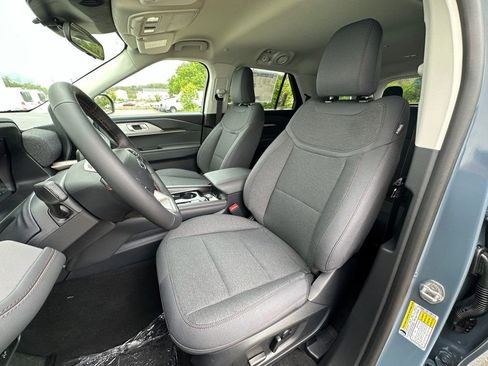 New 2026 Ford Explorer Active AWD/4WD image 14