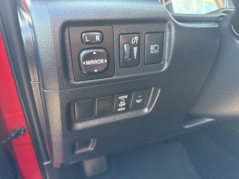 Certified 2024 Toyota 4Runner TRD Off-Road image 7