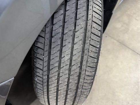 Used 2024 Nissan Sentra S FWD image 31