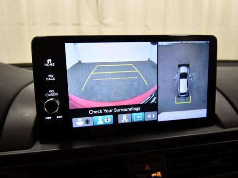 Certified 2025 Honda Pilot TrailSport image 25