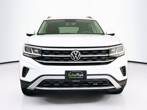 Used 2022 Volkswagen Atlas SE image 2