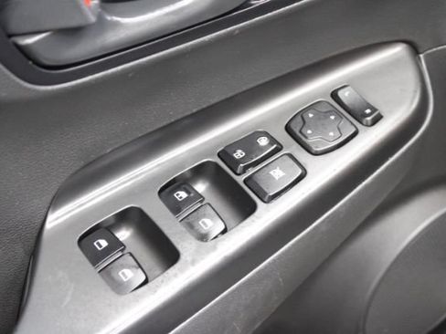 Used 2023 Hyundai Kona SE FWD image 10