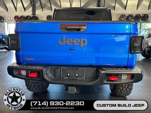 Used 2021 Jeep Gladiator Rubicon w/ Cold Weather Group AWD/4WD image 13