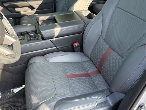 Used 2026 Toyota Sequoia Capstone AWD/4WD image 32