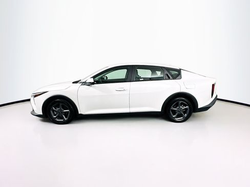 Used 2025 Kia K4 FWD image 4