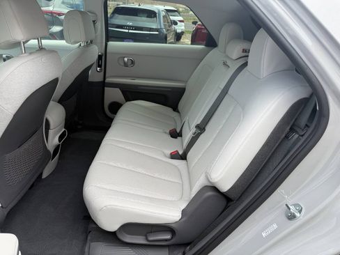 Used 2023 Hyundai Ioniq 5 SEL AWD/4WD image 4
