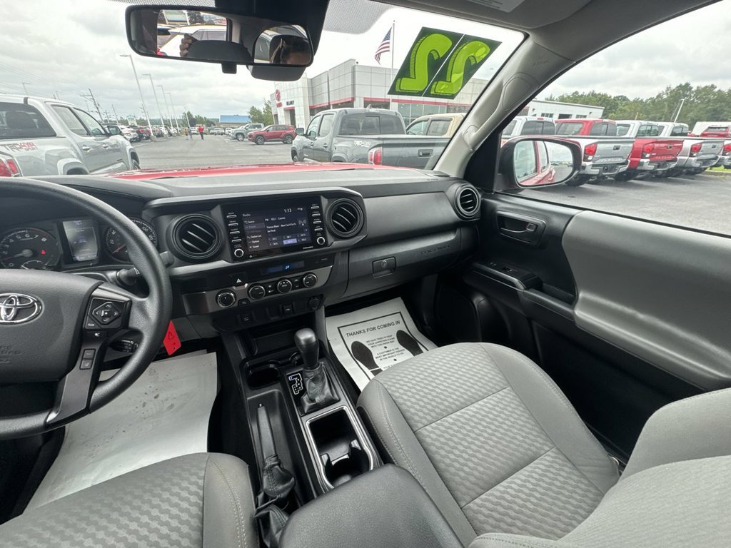 Used 2022 Toyota Tacoma SR AWD/4WD image 11
