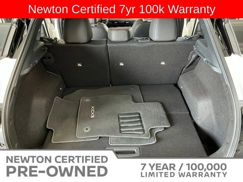 Used 2025 Nissan Kicks SR FWD image 18