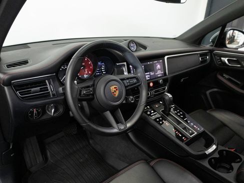 Used 2024 Porsche Macan GTS AWD/4WD image 4