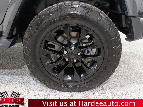 Used 2021 Jeep Wrangler Unlimited Sahara w/ Cold Weather Group image 10