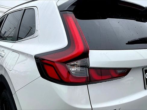 Used 2023 Honda CR-V Sport Touring image 29