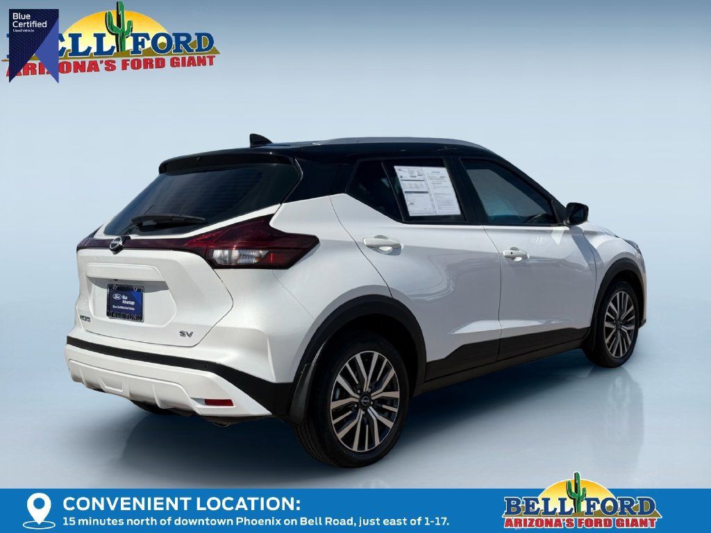 Used 2023 Nissan Kicks SV w/ Interior Electronics Package FWD image 3