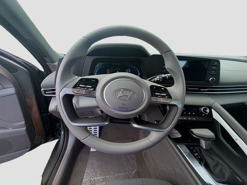 New 2026 Hyundai Elantra Sport FWD image 8
