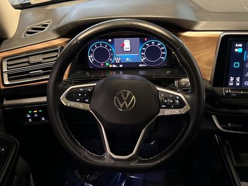 Certified 2024 Volkswagen Atlas SE w/ Panoramic Sunroof Package FWD image 20