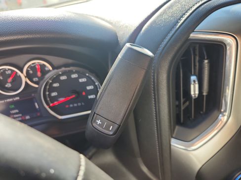 Used 2021 Chevrolet Silverado 1500 LT Trail Boss w/ Bed Protection Package image 30