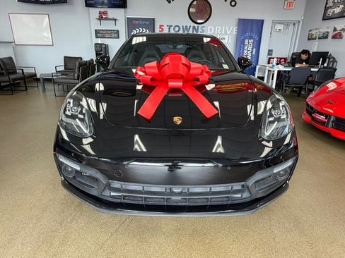 Used 2023 Porsche Panamera Platinum Edition RWD image 4