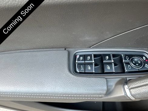 Used 2017 Porsche Cayenne Platinum Edition AWD/4WD image 32