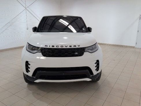 Used 2022 Land Rover Discovery S R-Dynamic image 8