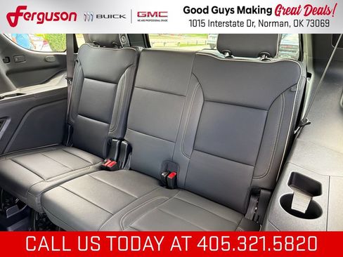 New 2026 GMC Yukon Elevation AWD/4WD image 18