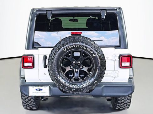 Used 2019 Jeep Wrangler Unlimited Sport S AWD/4WD image 11