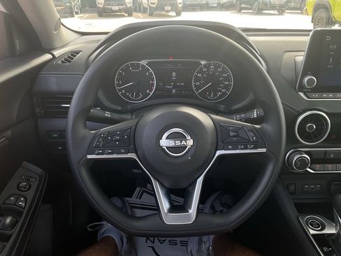 Used 2025 Nissan Sentra SV FWD image 24