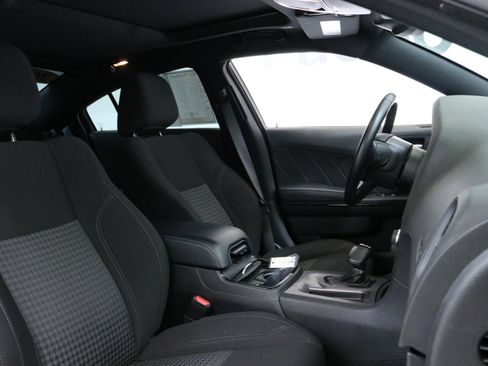 Used 2023 Dodge Charger SXT w/ Blacktop Package image 31