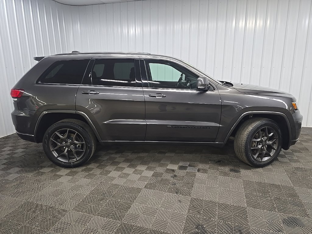 Used 2021 Jeep Grand Cherokee Limited w/ Quick Order Package 28K 80th AWD/4WD image 2