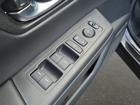 Certified 2025 Honda CR-V LX image 26