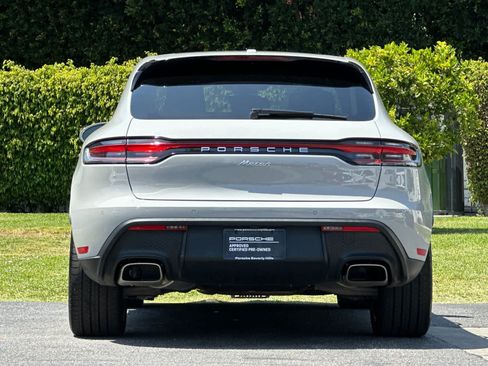 Certified 2025 Porsche Macan AWD/4WD image 7