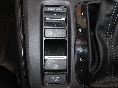 Used 2024 Honda CR-V EX image 31