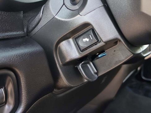 Used 2024 RAM 2500 Laramie image 40